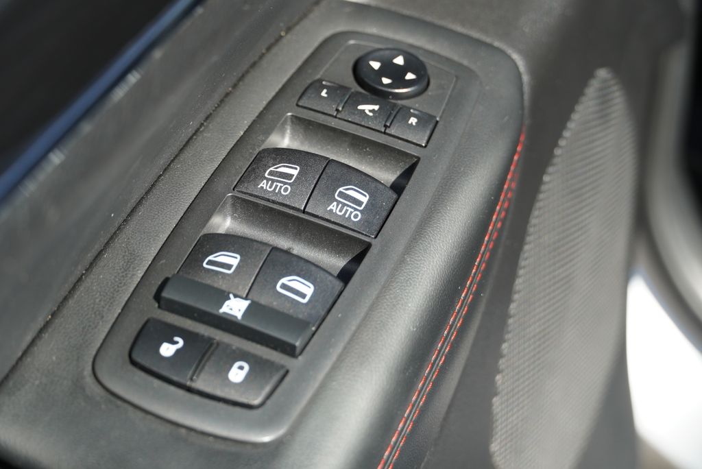 Used Car 2021 Jeep Grand Cherokee  Trailhawk For Sale Under $25,000 In Taylor, Texas