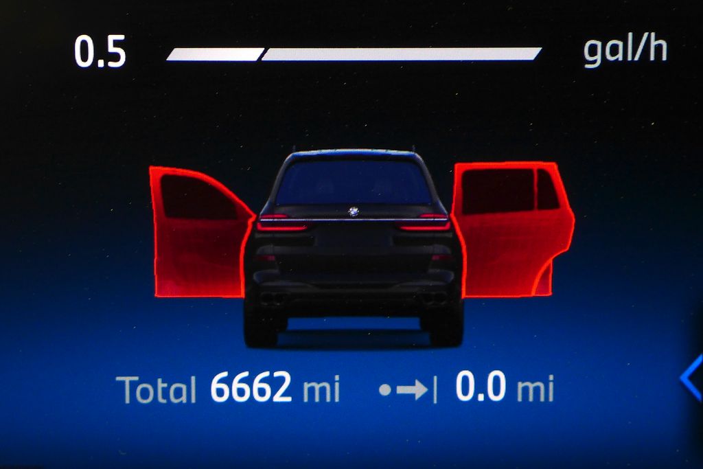 Thumbnail: 2025 BMW X7 - 27