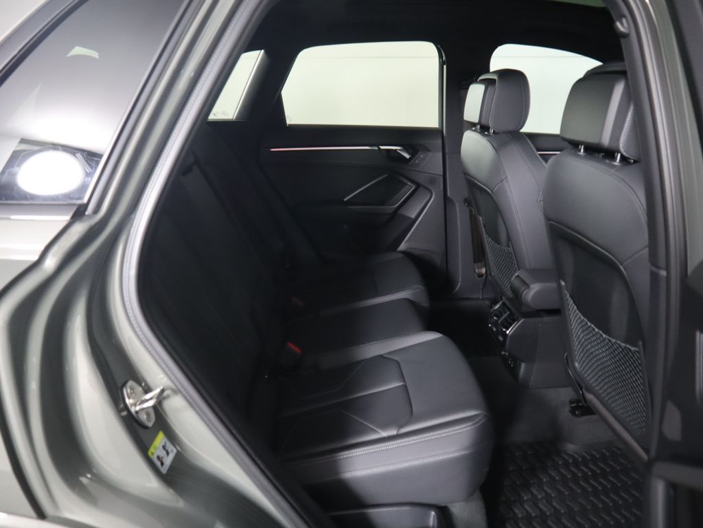 Thumbnail: 2022 Audi Q3 - 23