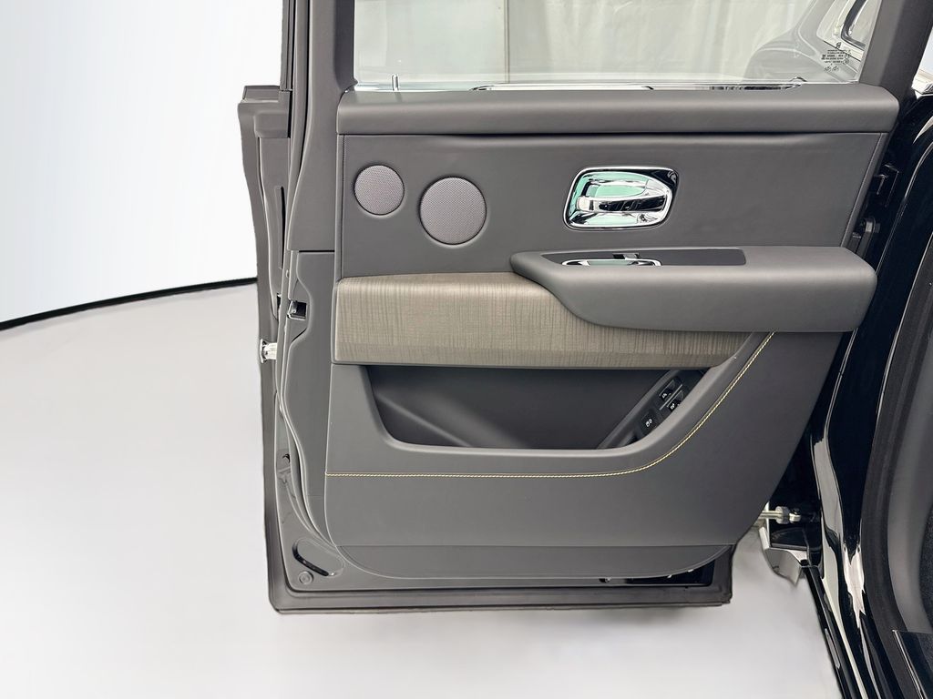 New 2027  Rolls-Royce Base image 26