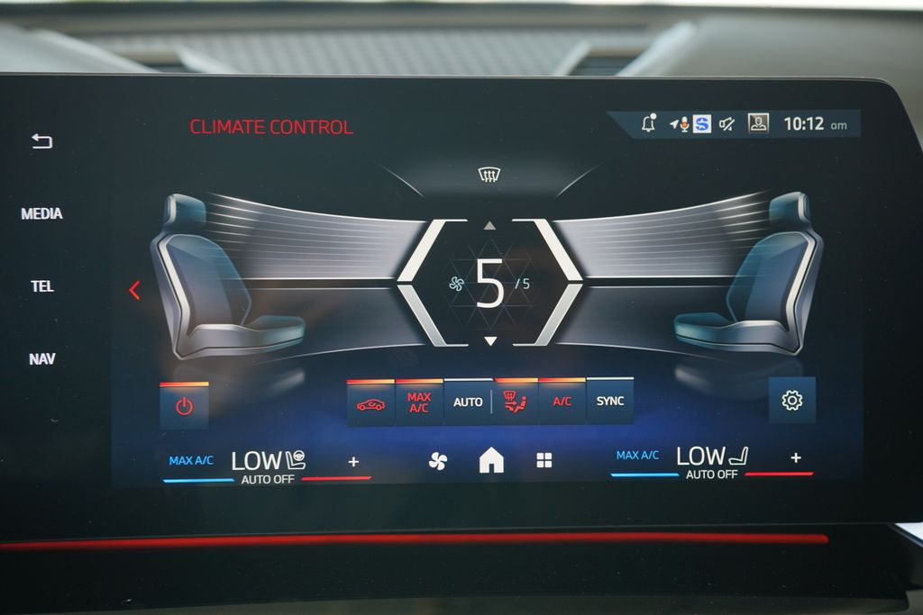Thumbnail: 2026 BMW X1 - 17