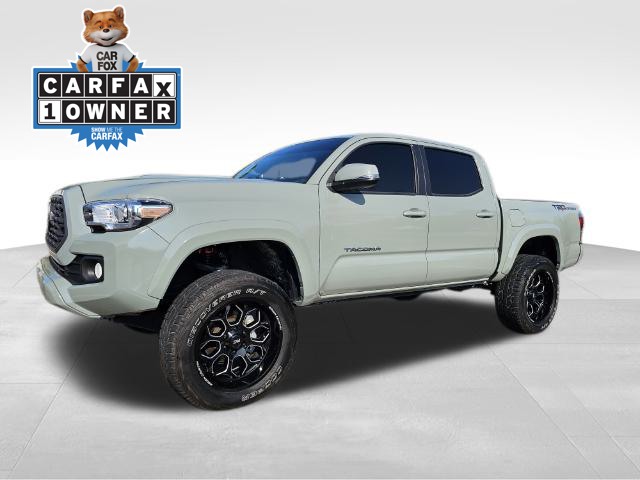 2023 Toyota Tacoma TRD Sport 2