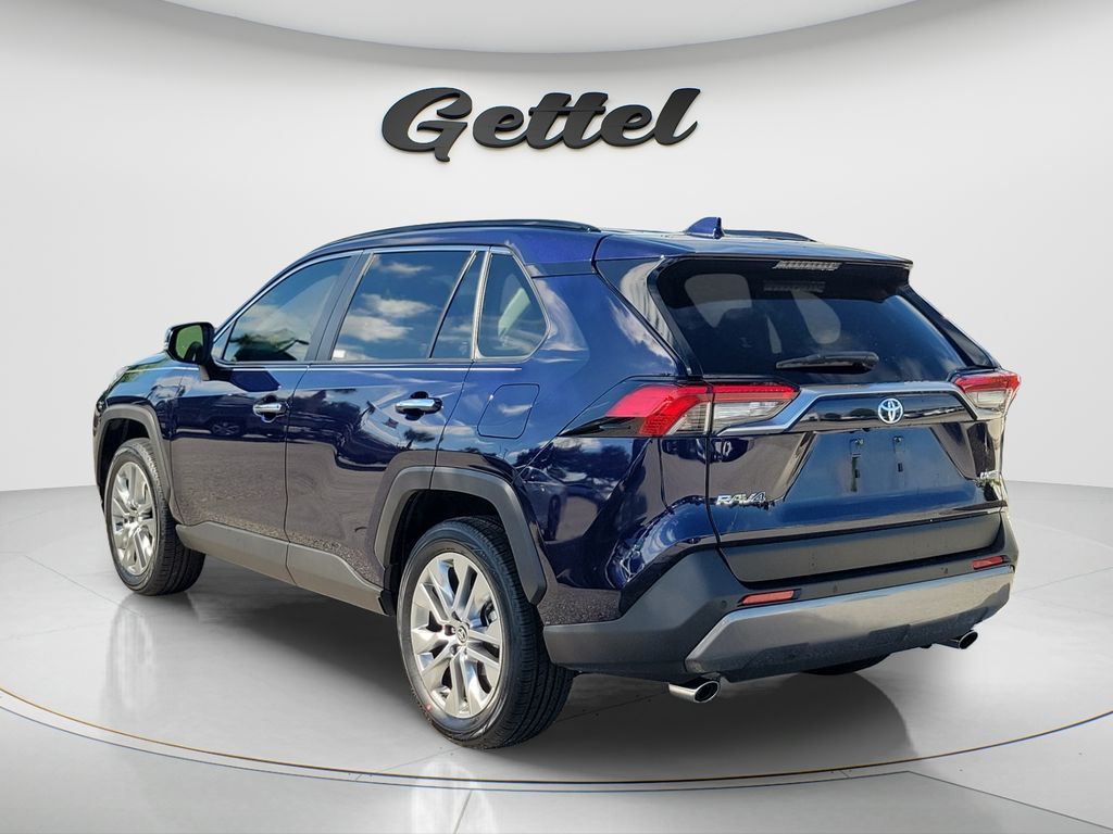 Certified Used 2020  Toyota Limited image 7