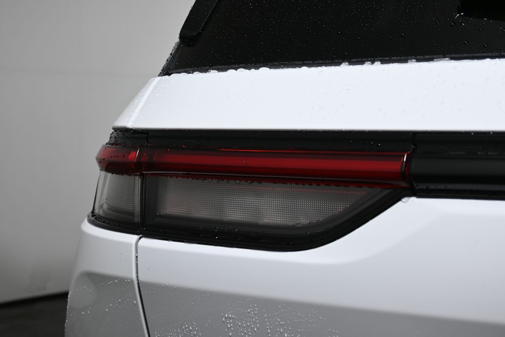 Thumbnail: 2025 Jeep Grand Cherokee - 12