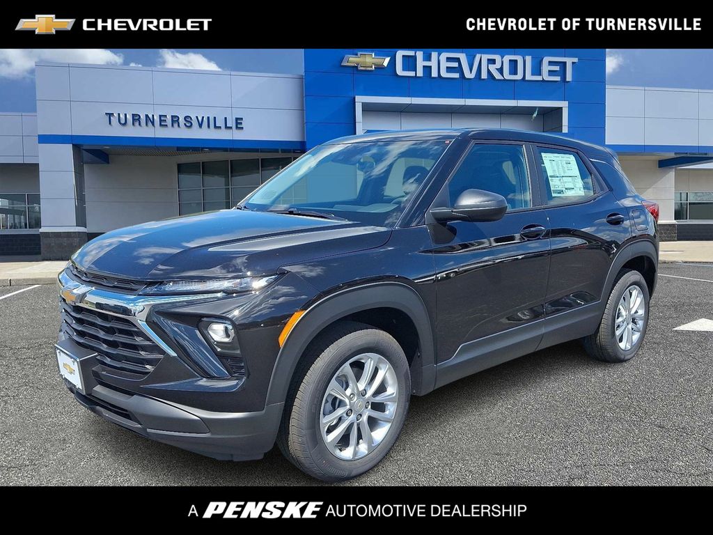 Thumbnail: 2026 Chevrolet TrailBlazer - 1