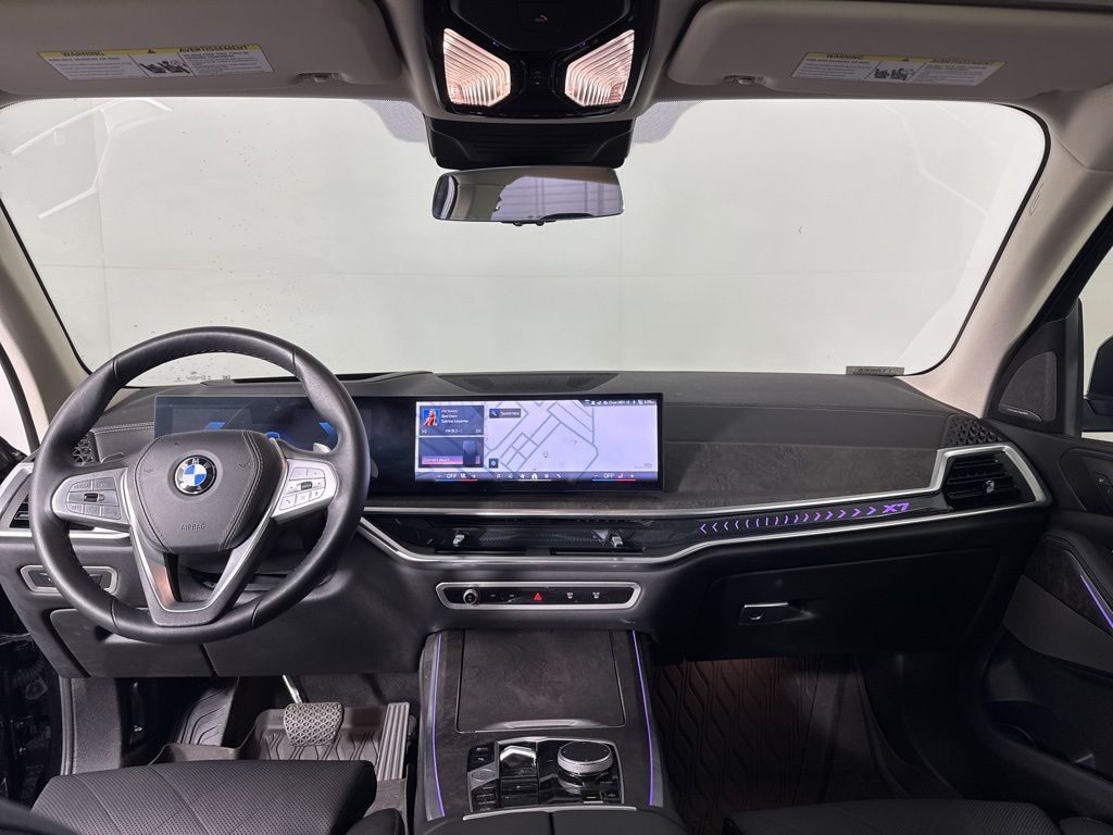 Thumbnail: 2024 BMW X7 - 16