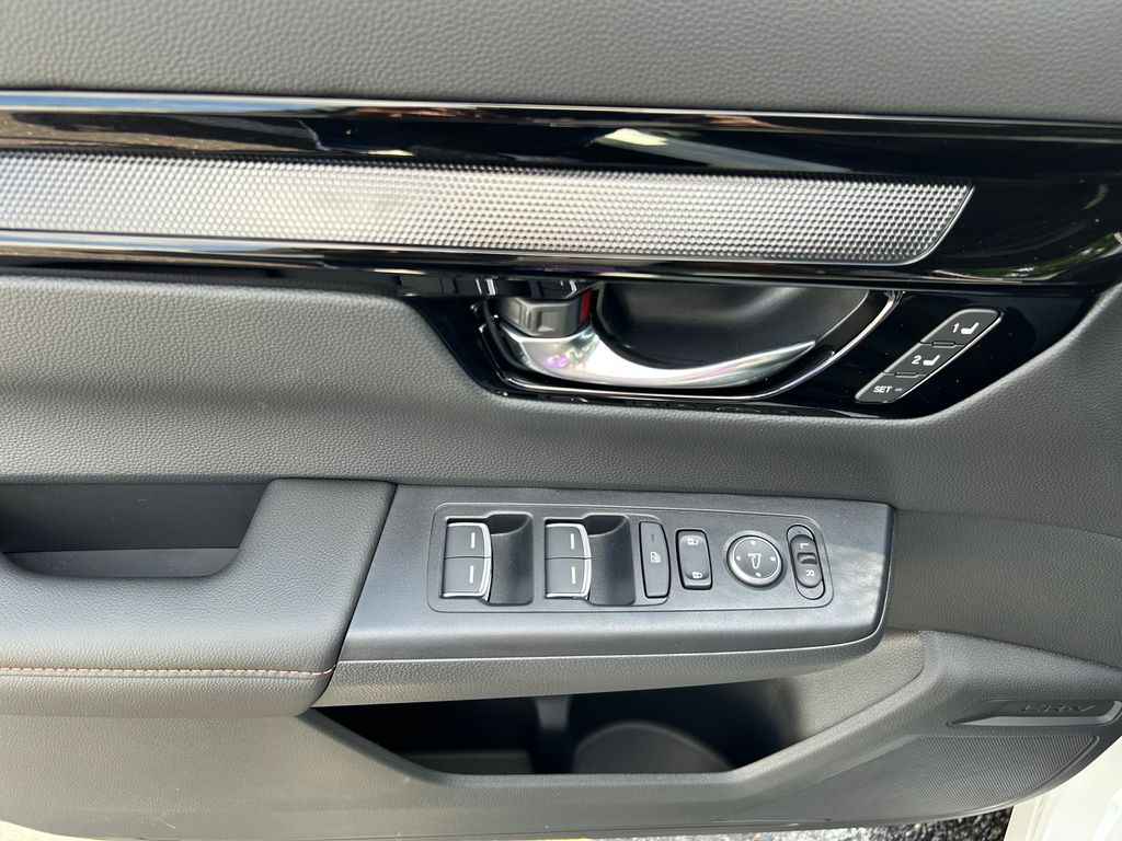Thumbnail: 2027 Honda CR-V - 27