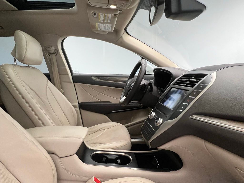 Thumbnail: 2018 Lincoln MKC - 6