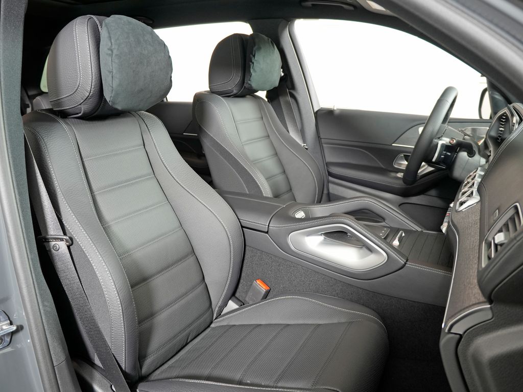 new 2026 Mercedes-Benz GLS car, priced at $97,450