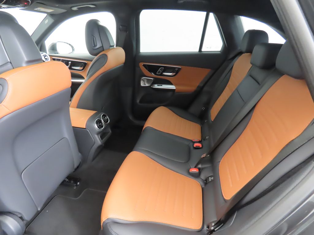 Thumbnail: 2026 Mercedes-Benz GLC - 22