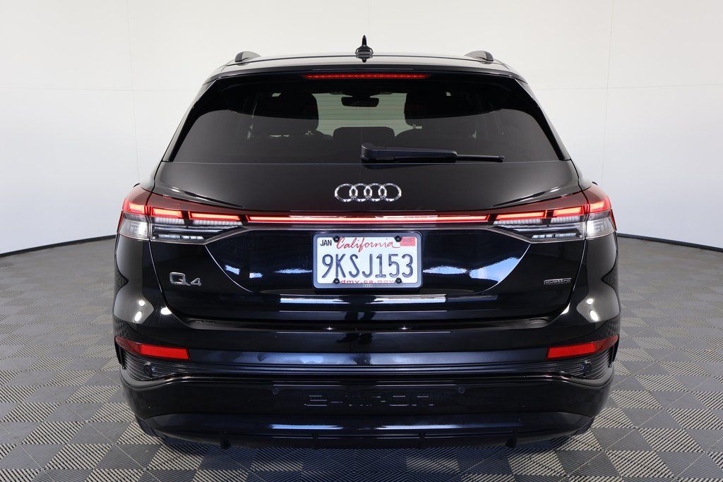 Thumbnail: 2024 Audi Q4 e-tron - 5