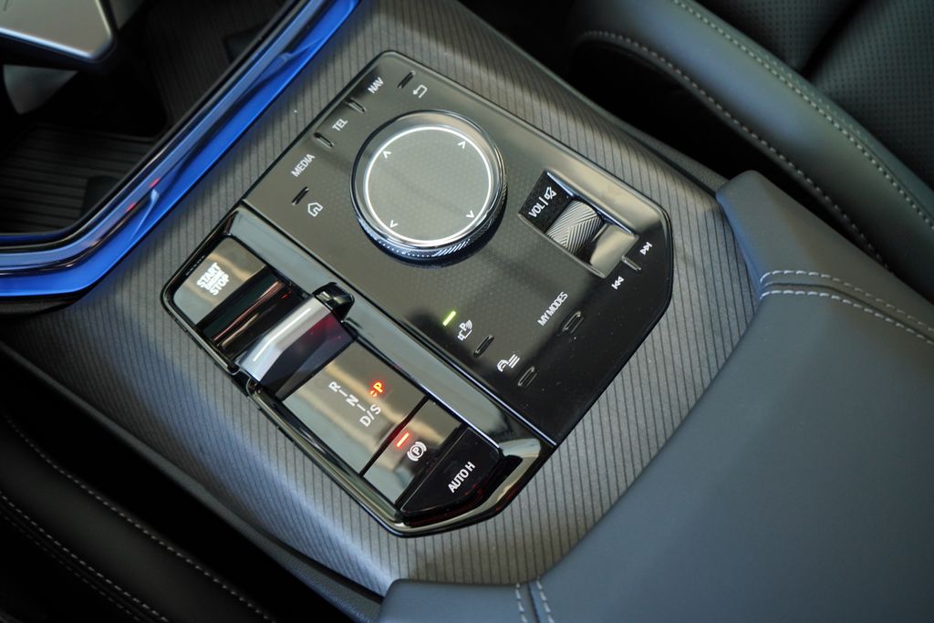 Thumbnail: 2026 BMW X3 - 18