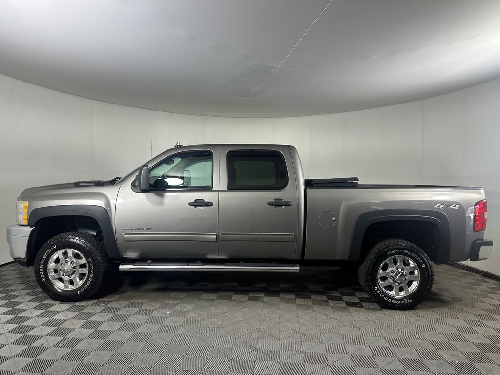 Photo 2 of 2013 Chevrolet Silverado 2500HD LT