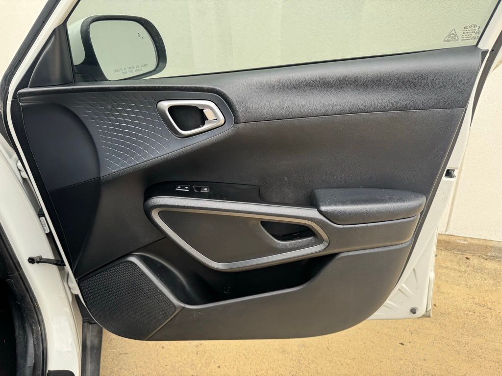 Used Car 2020 Kia Soul  S For Sale Under $12,000 In Georgetown, Texas