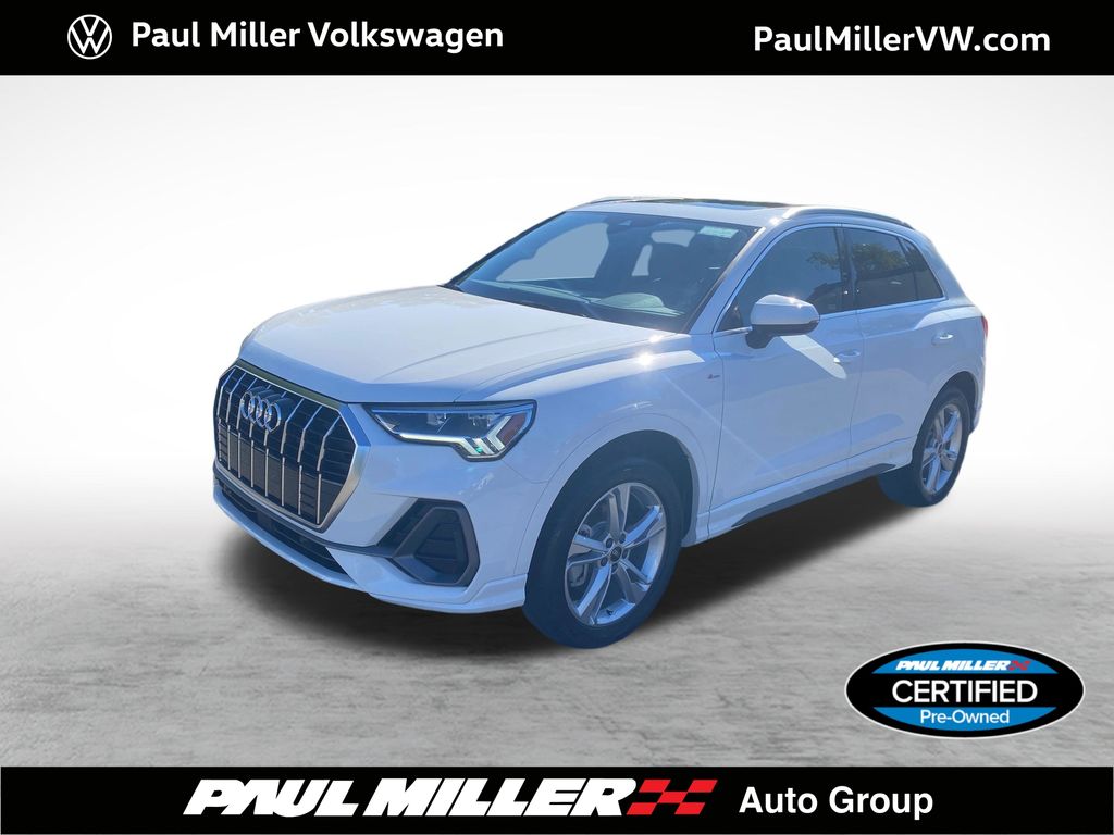  2024 Audi Q3 quattro Premium S Line 45 TFSI   