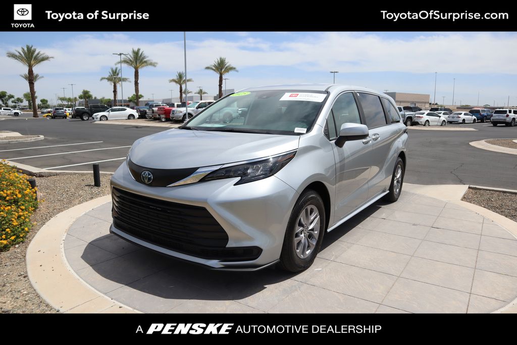 2025 Toyota Sienna LE -
                  Surprise, AZ