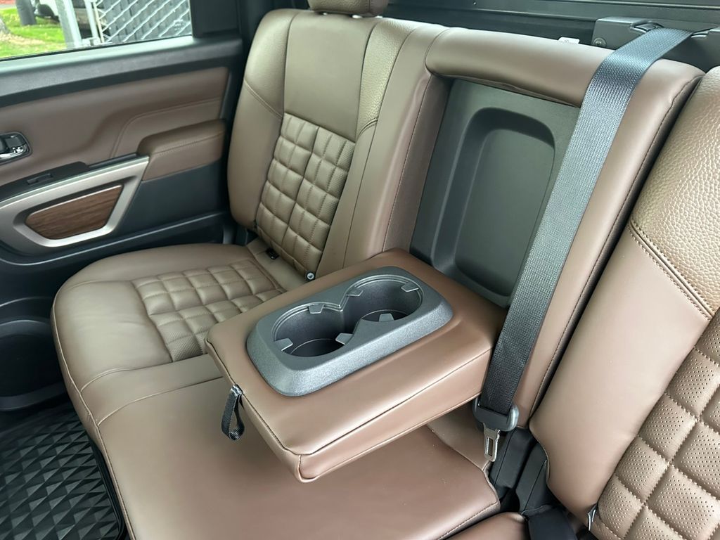 2023 Nissan Titan Platinum Reserve