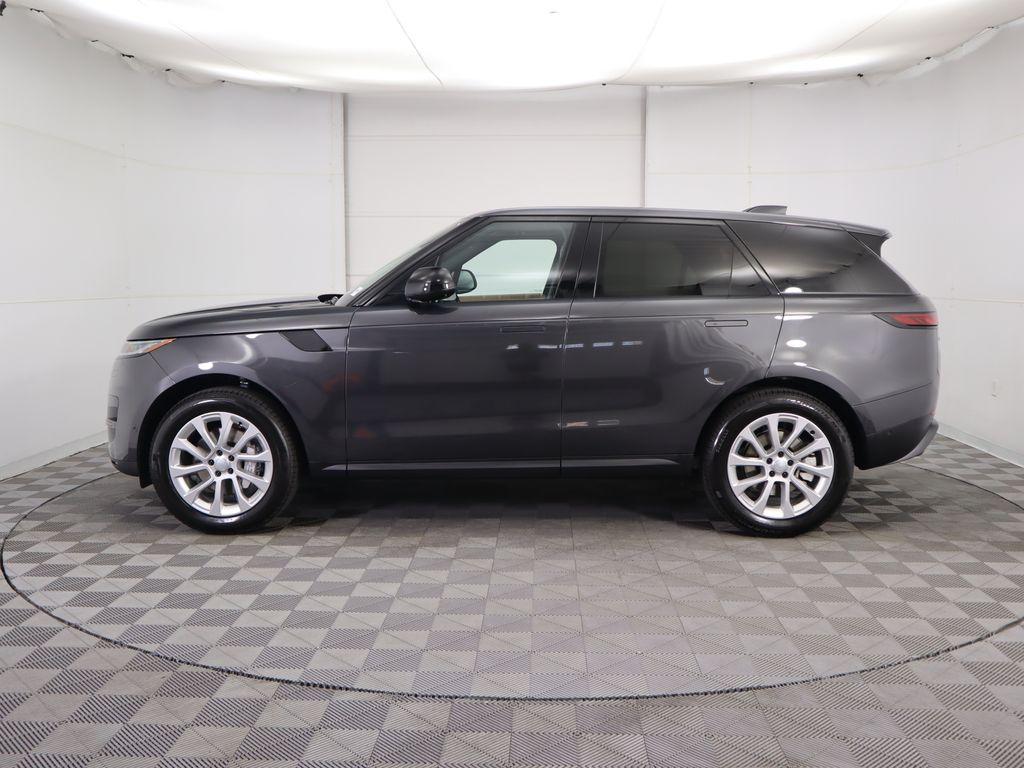Thumbnail: 2025 Land Rover Range Rover Sport - 8