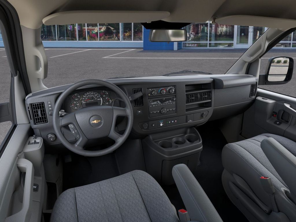 Express Cargo 2500 Regular Wheelbase