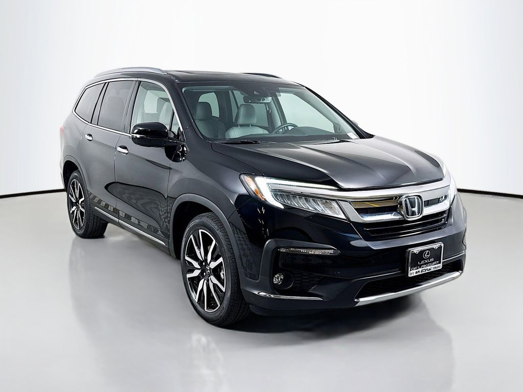 Thumbnail: 2019 Honda Pilot - 3