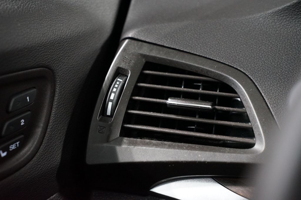 Thumbnail: 2020 Acura MDX - 26