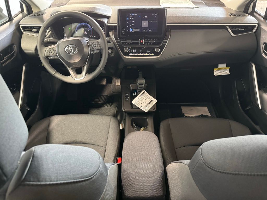 Thumbnail: 2026 Toyota Corolla Cross - 25
