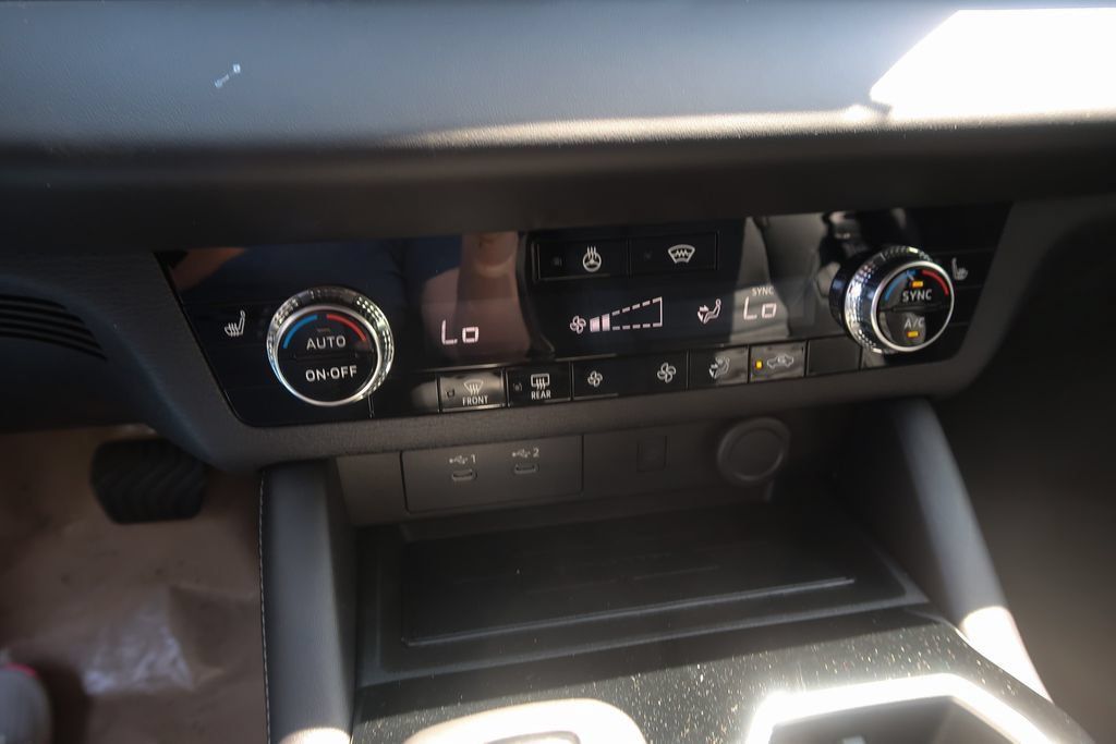 2026 Mitsubishi Outlander LE 2.5 S-AWC