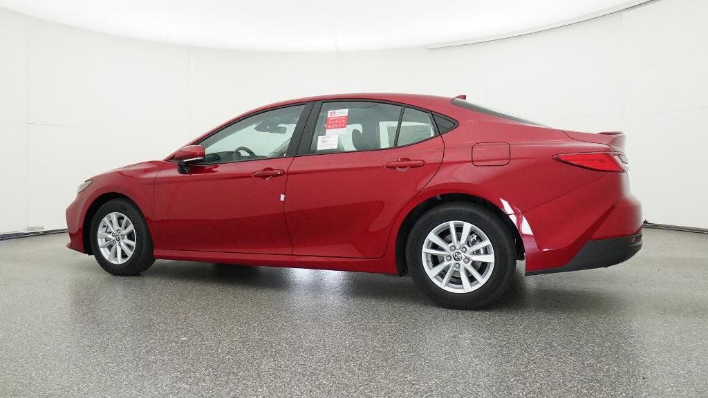 2025 Toyota Camry LE 20