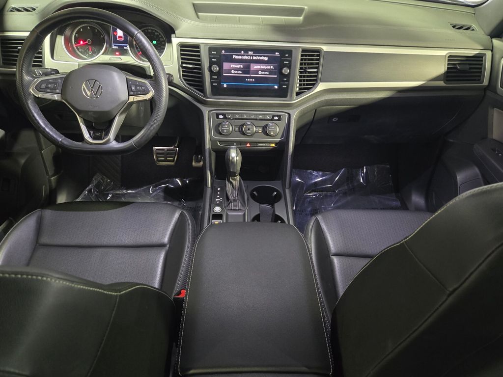 2021 Volkswagen Atlas - $24,685