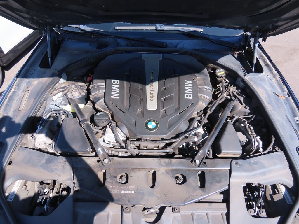 Thumbnail: 2015 BMW 6 Series - 13