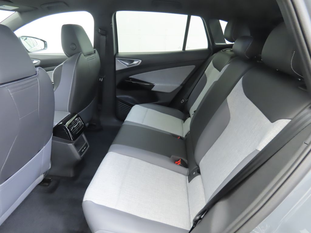 Thumbnail: 2025 Volkswagen ID.4 - 22