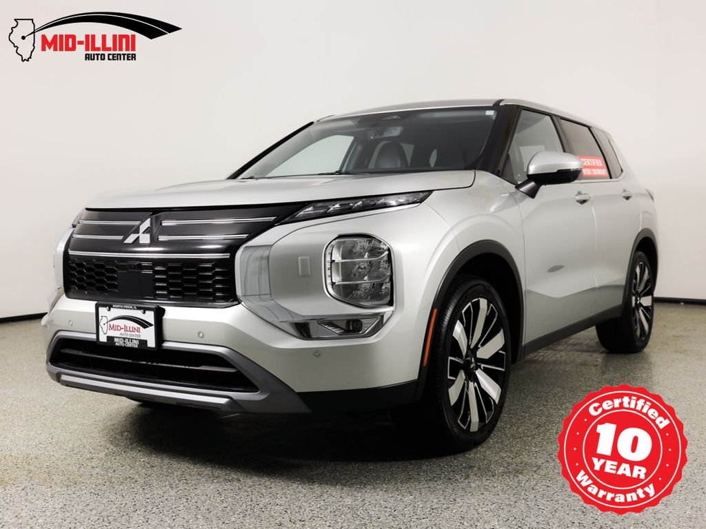 2025 Mitsubishi Outlander SE FWD