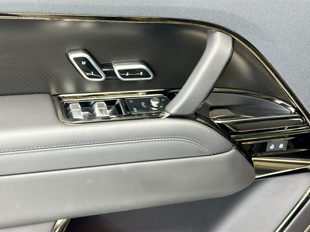 Thumbnail: 2024 Land Rover Range Rover Sport - 22