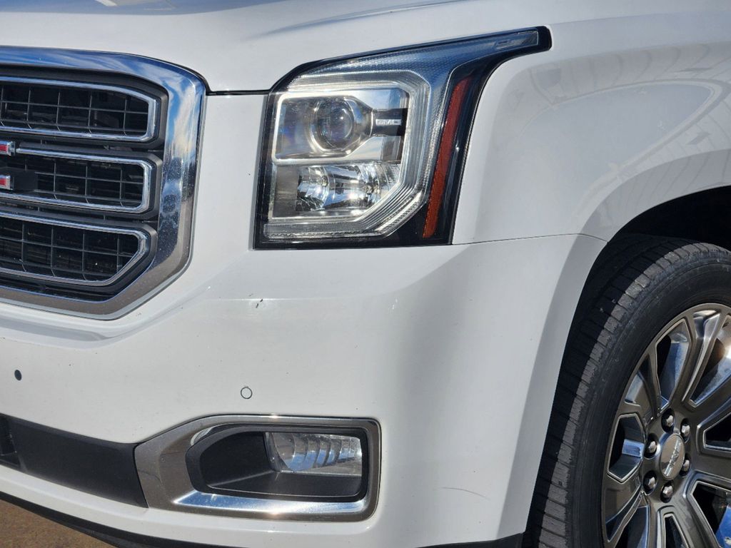 2016 GMC Yukon XL SLT 10