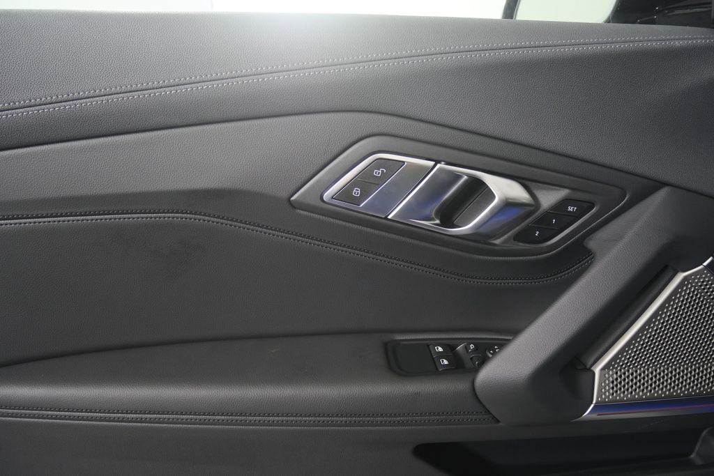 Thumbnail: 2026 BMW Z4 - 9