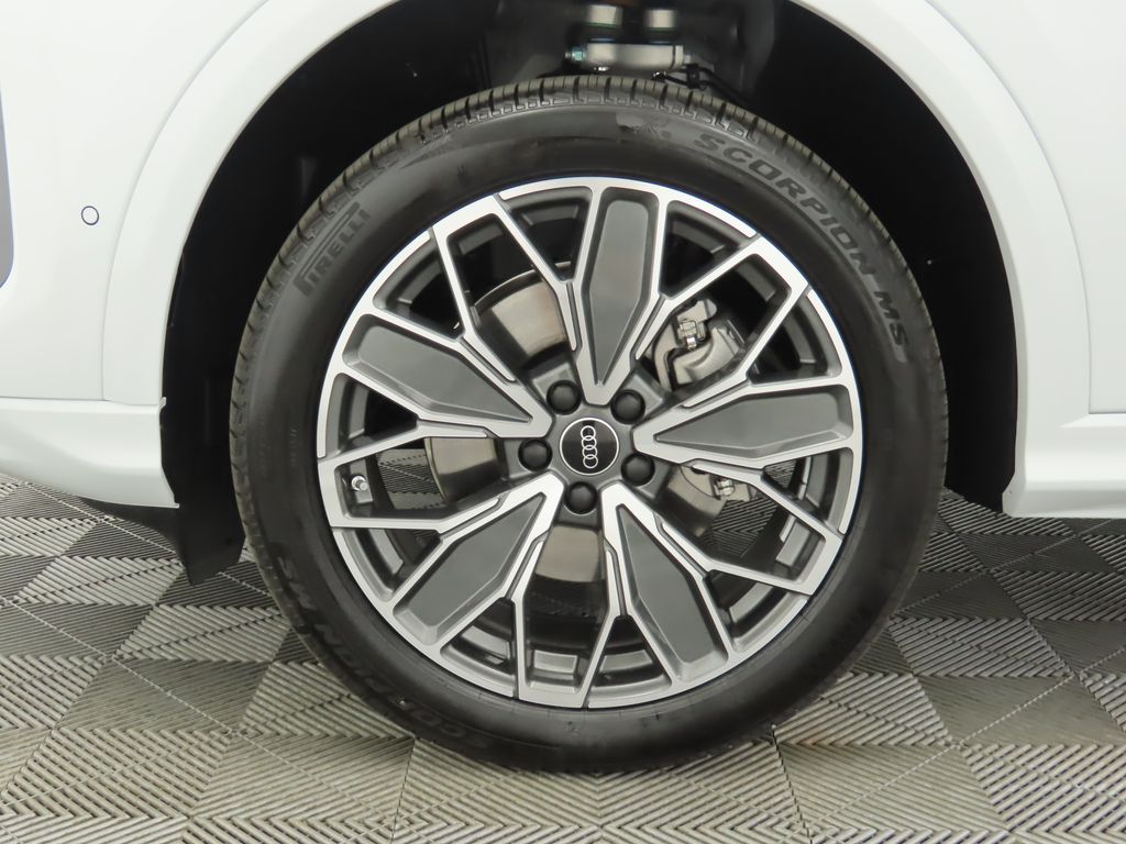 2025 Audi Q5 Premium 32