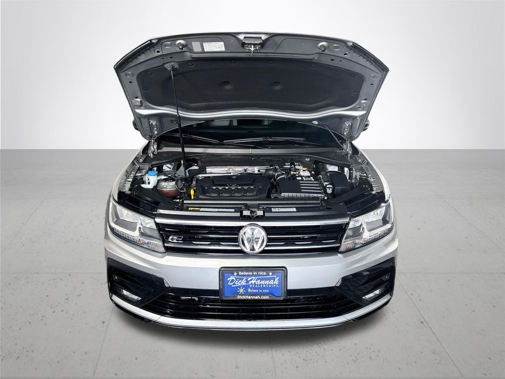 2020 Volkswagen Tiguan 2.0T SE R-Line Black