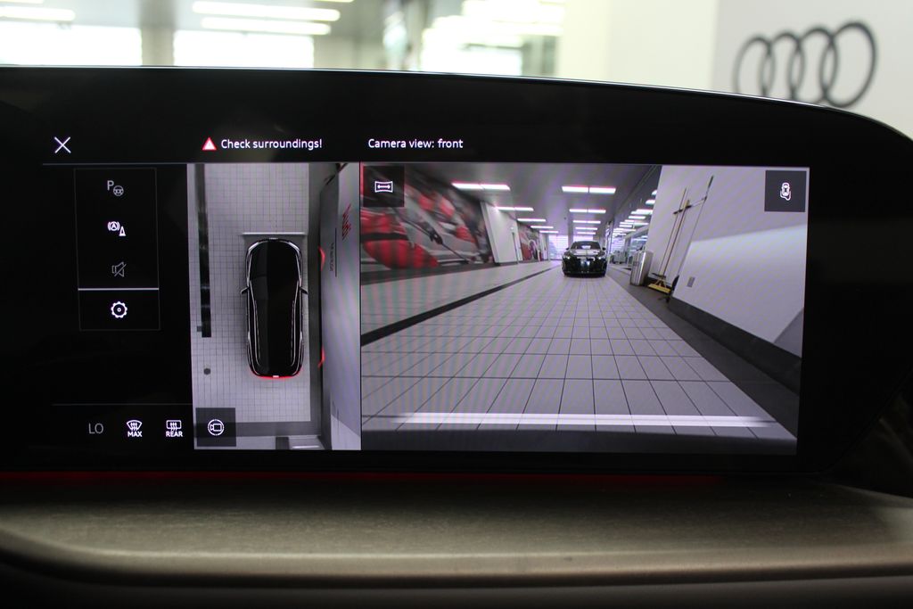 Thumbnail: 2025 Audi Q5 - 22