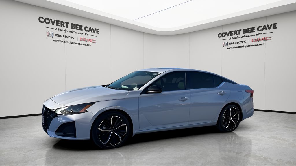 Used Car 2023 Nissan Altima  2.5 Sr For Sale Under $25,000 In Austin, Texas