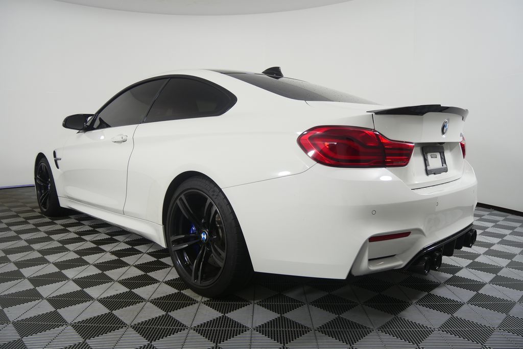 Thumbnail: 2018 BMW M4 - 8