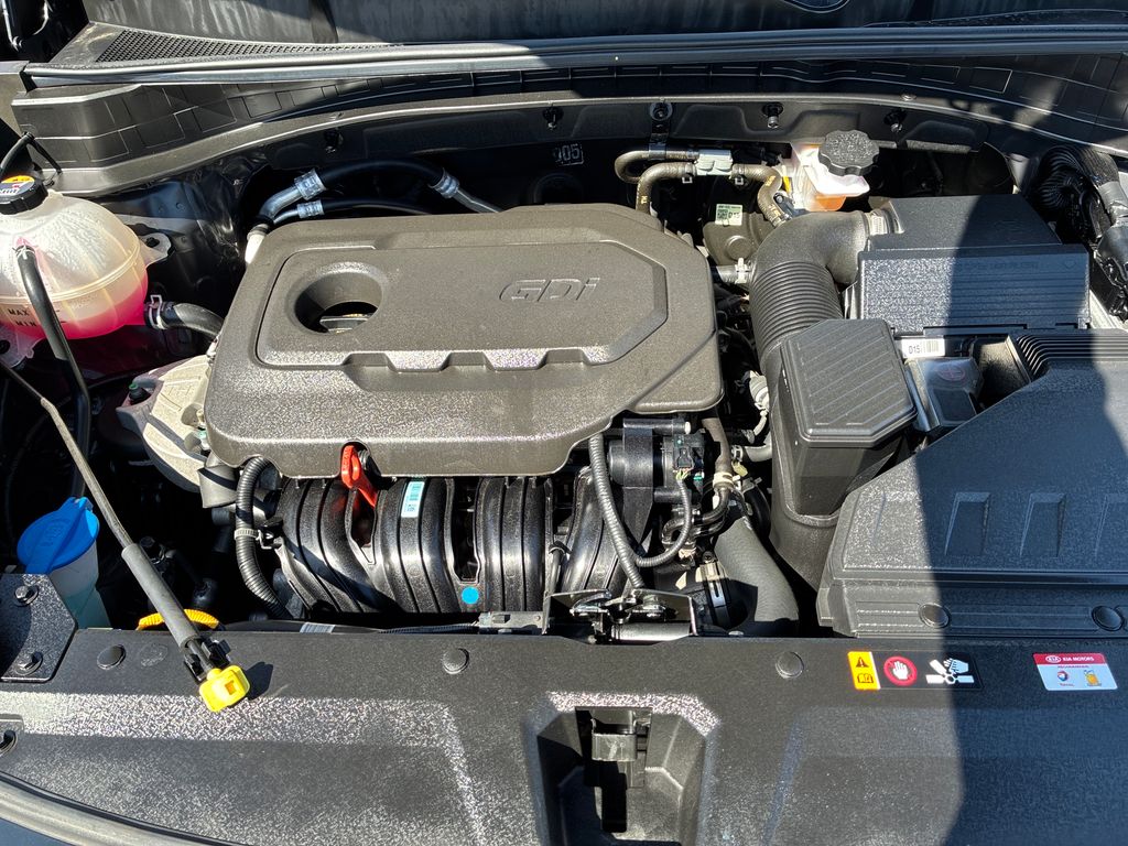 2022 Kia Sportage EX - 9