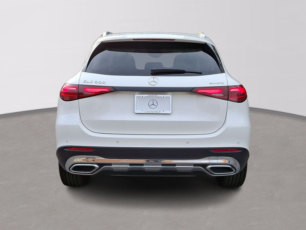 2024 Mercedes-Benz GLC 300 5