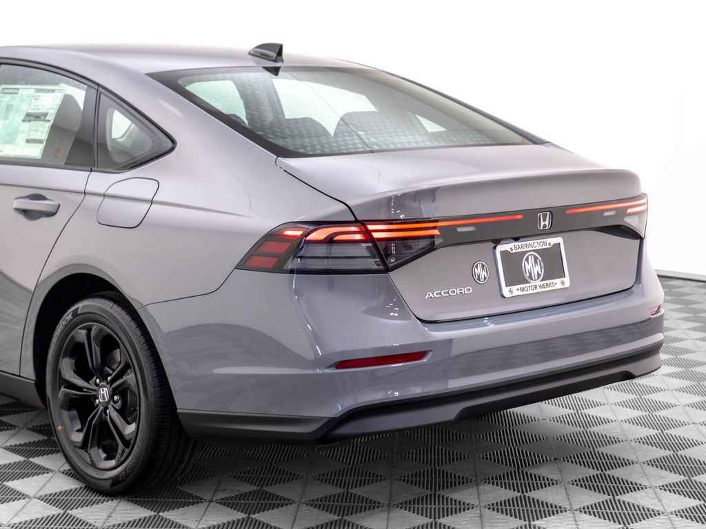 2025 Honda Accord SE photo
