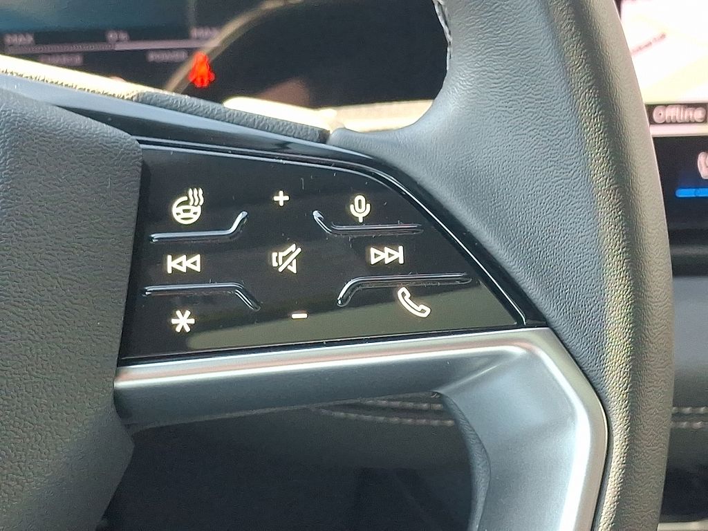 Thumbnail: 2025 Audi e-tron S - 23