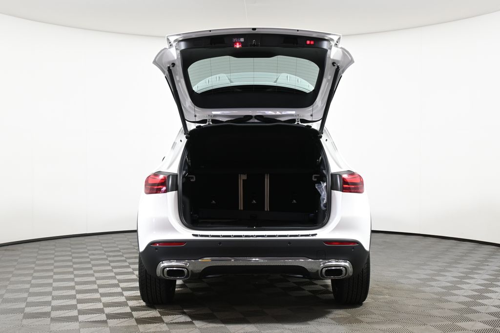 2025 Mercedes-Benz GLA 250 4MATIC 30