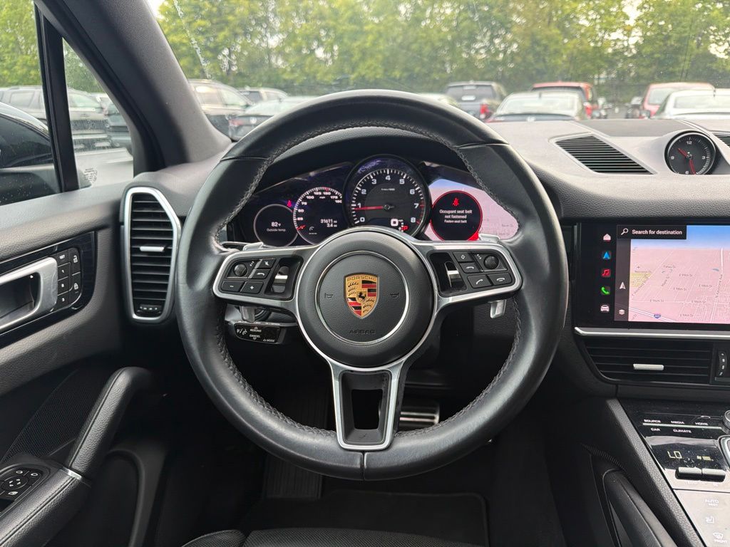 Thumbnail: 2022 Porsche Cayenne - 13