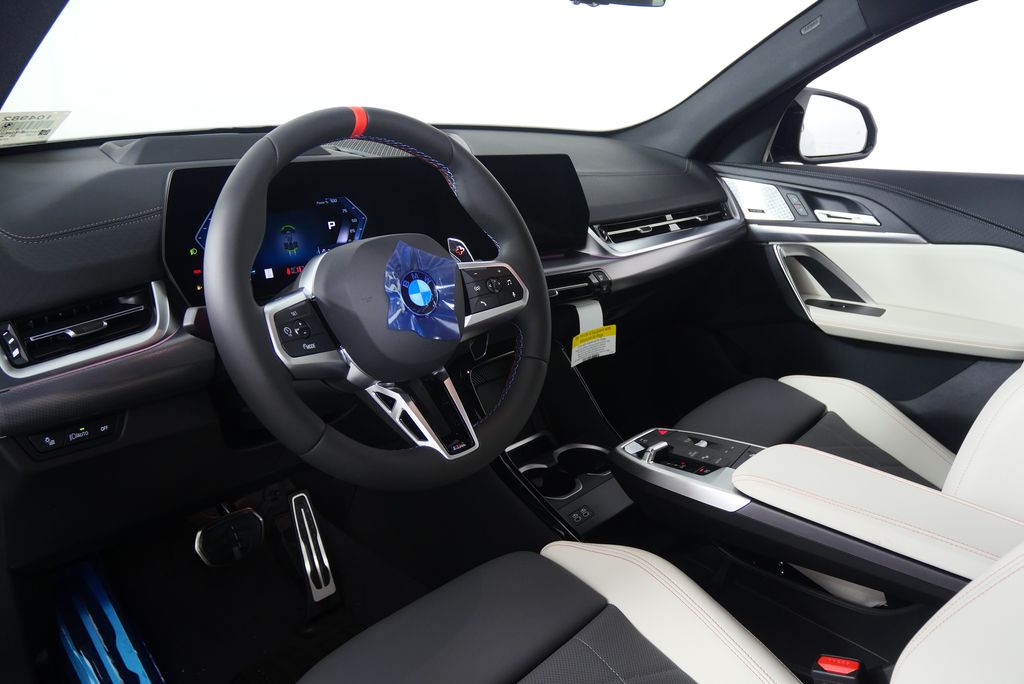 Thumbnail: 2025 BMW X2 - 13
