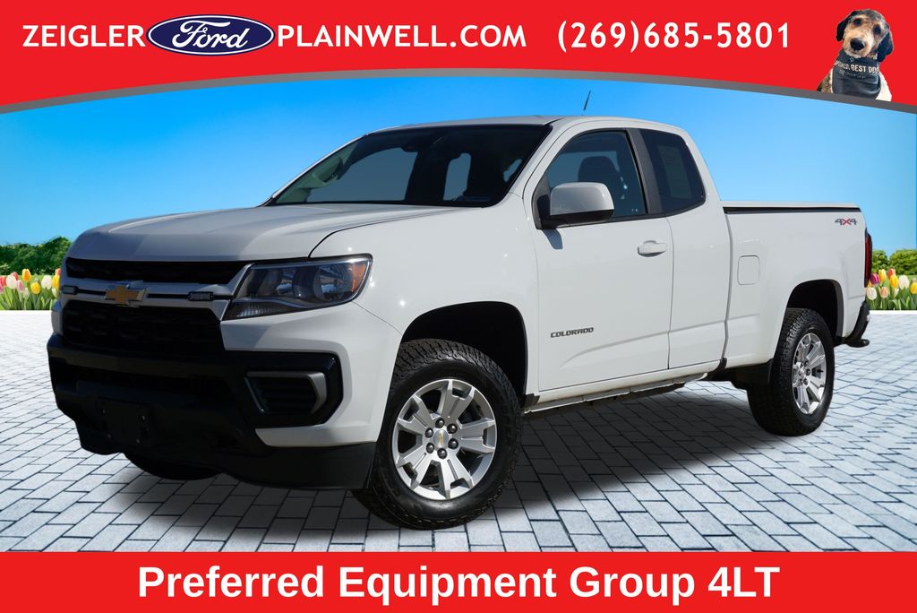 Summit White 2022 Chevrolet Colorado Pickup Truck Four-Wheel Drive 6-Speed Automatic