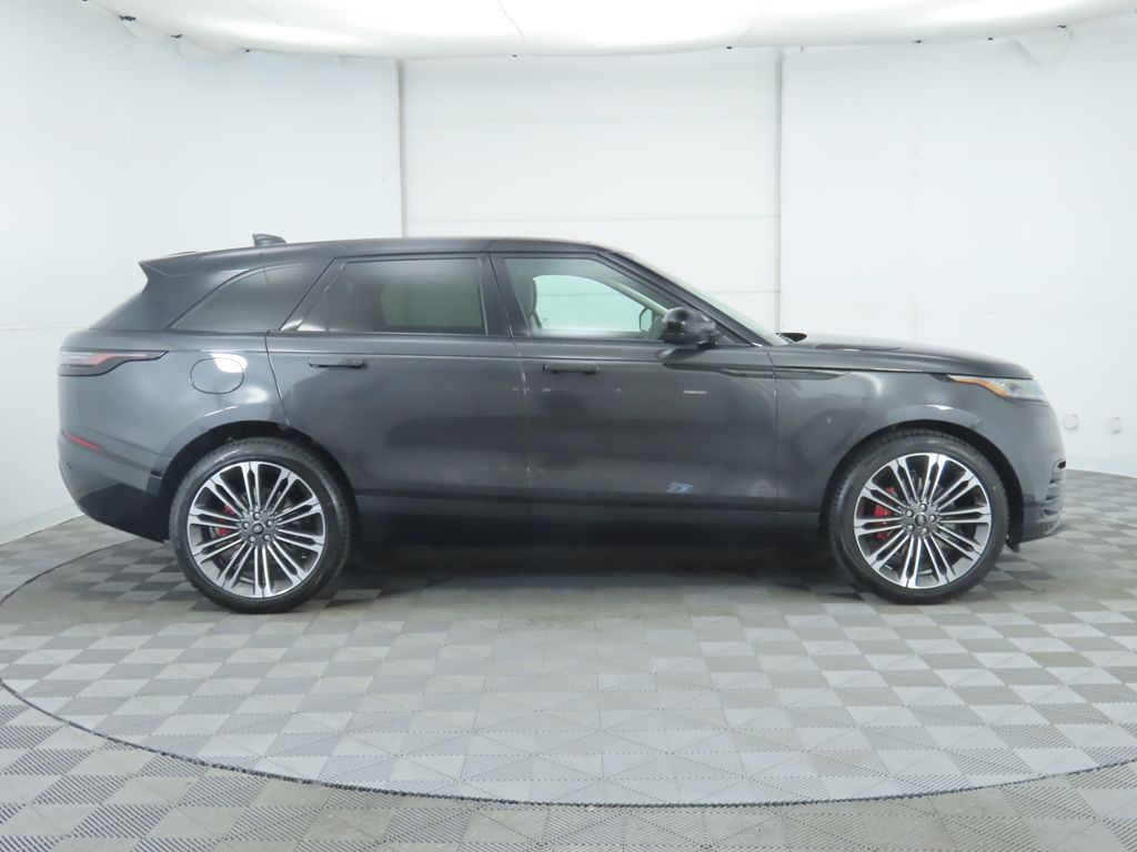 2025 Land Rover Range Rover Velar Dynamic SE 4