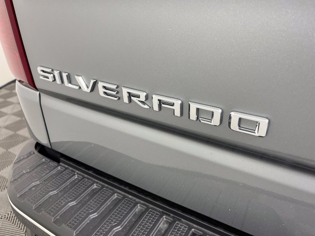 Thumbnail: 2026 Chevrolet Silverado 1500 - 23